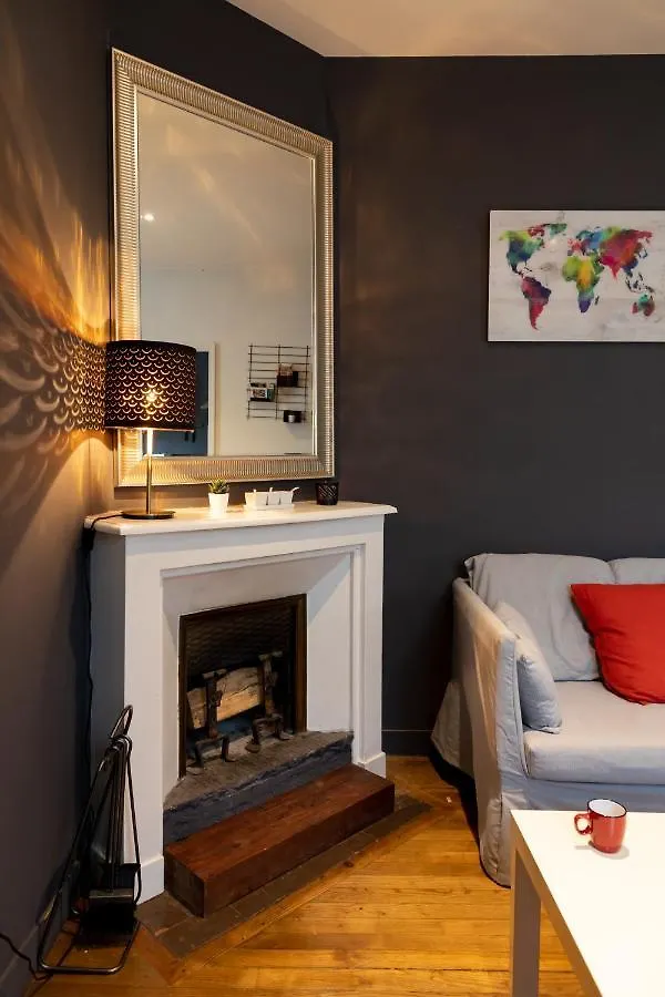 Apartment Centre Ville Et Gare A Pied - Parking Et Patio Vannes